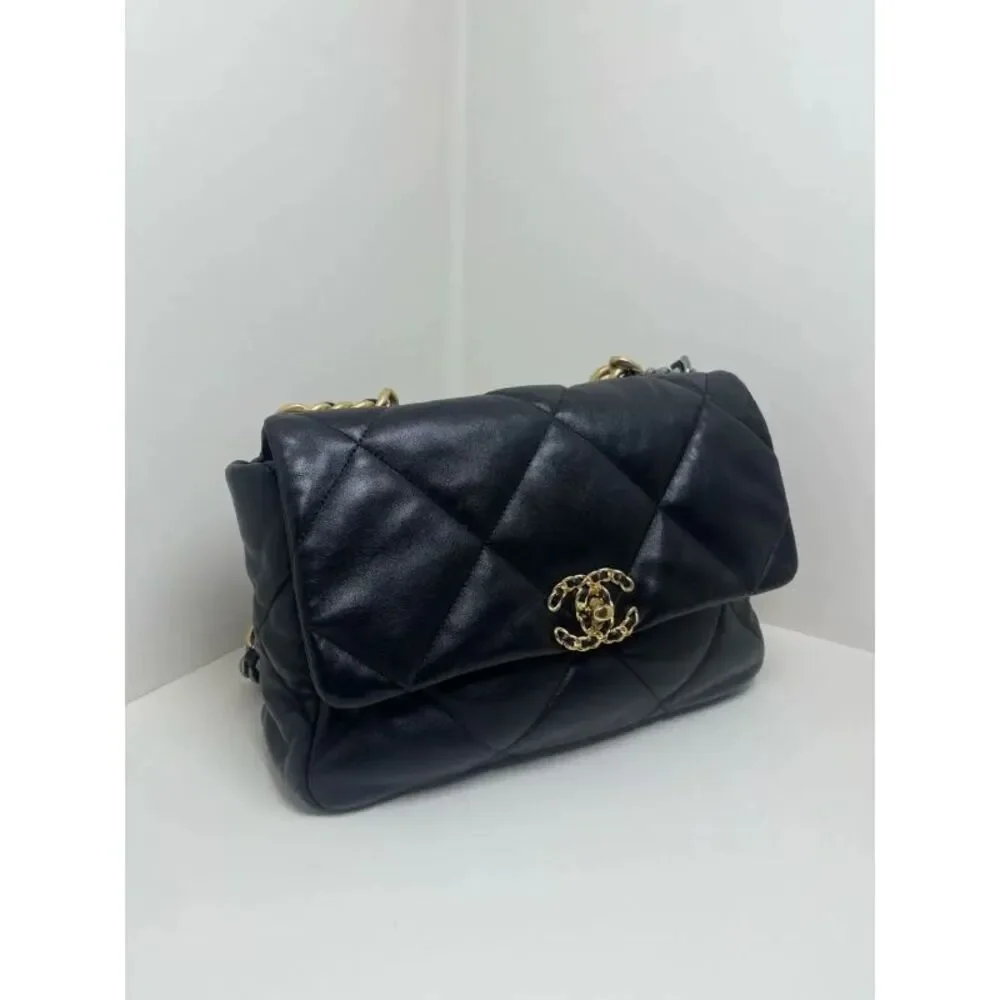 Chanel Women Pre-Loved Bag Very Good Condition